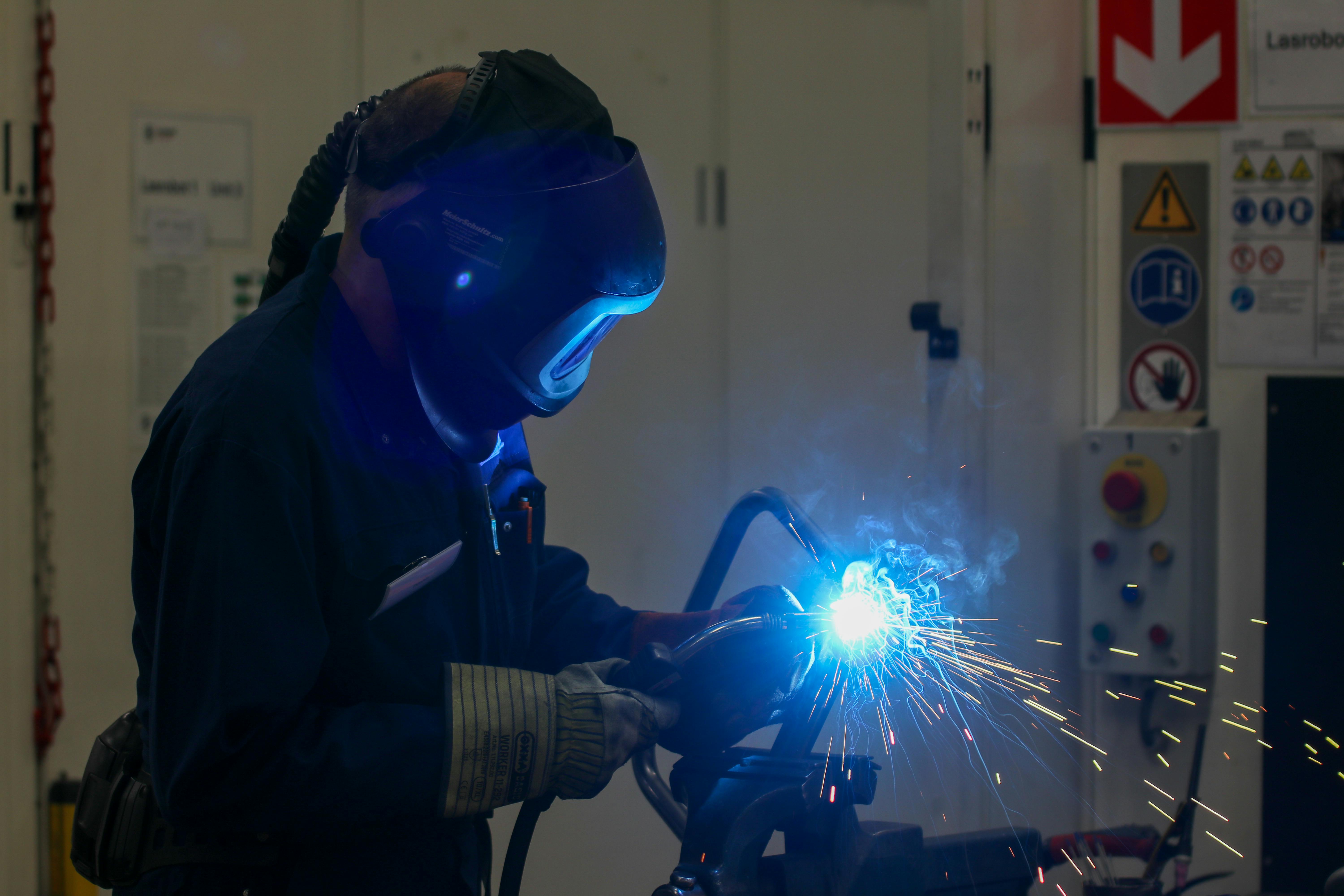 Fornecimento de Equipamentos e Materiais Diversos
